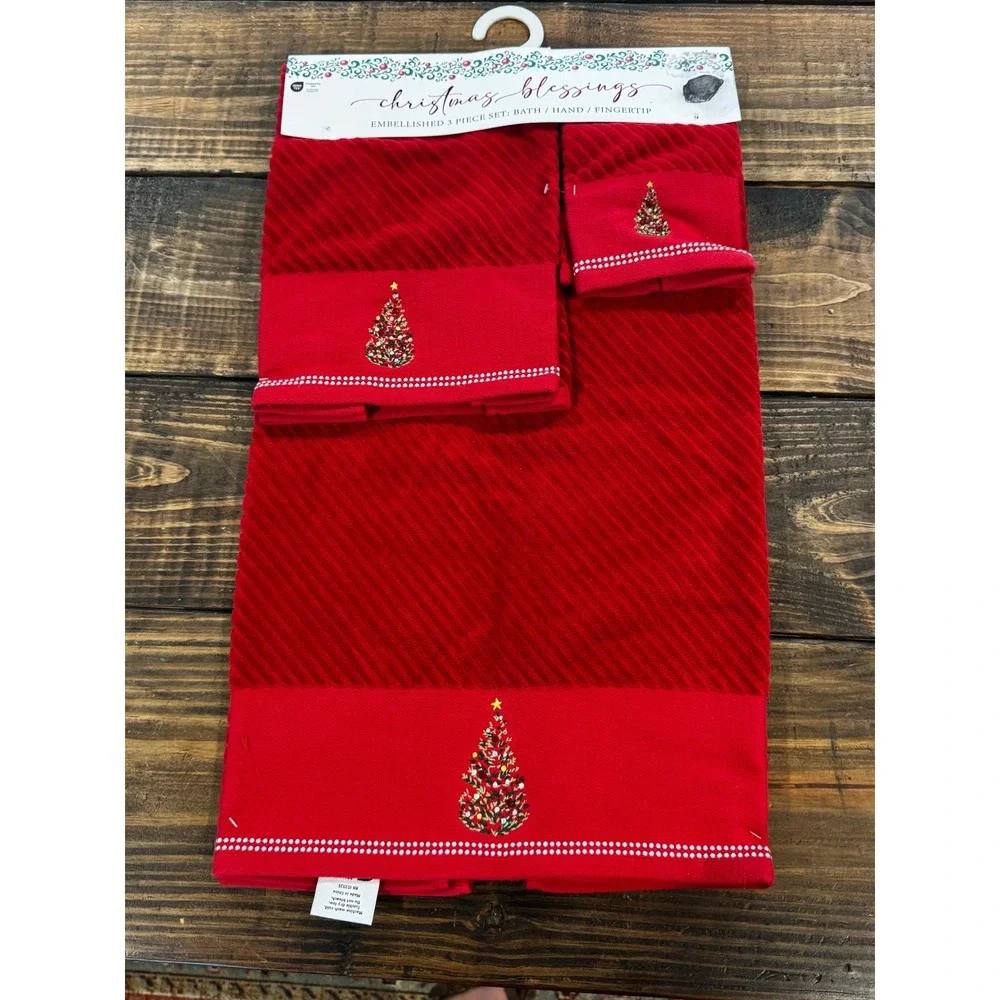 Christmas Blessings Towel Set Red 3 Piece Embellished Cotton Christmas Tree NIP